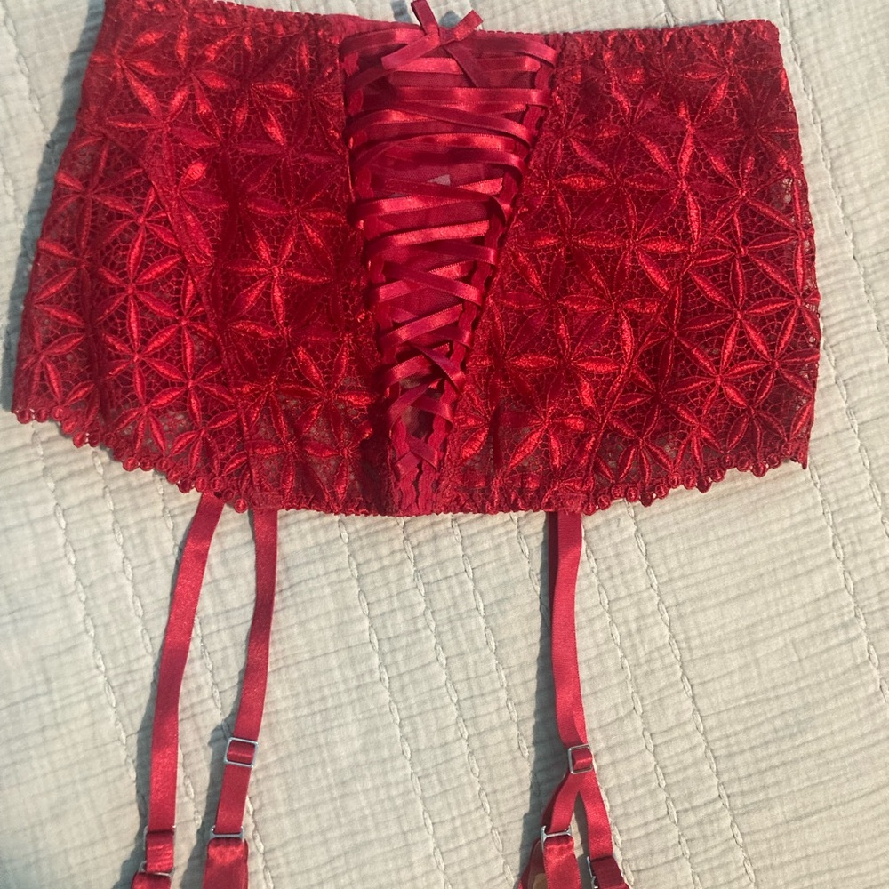 Aubade garter